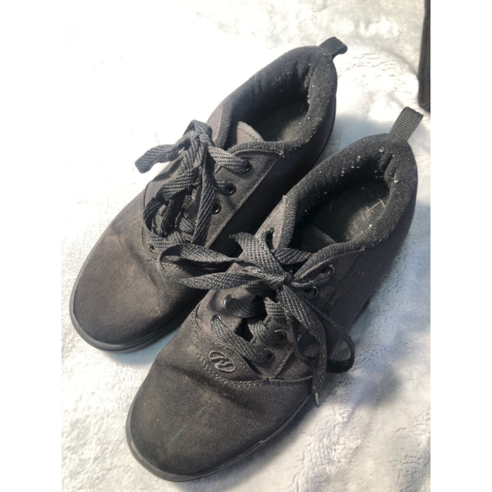 Heelys size 6 black